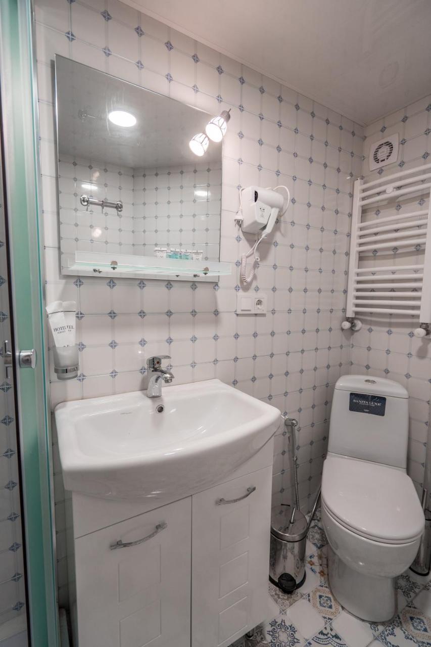 Mini Hotel On Aghmashenebeli Ave Tbilisi Exterior photo
